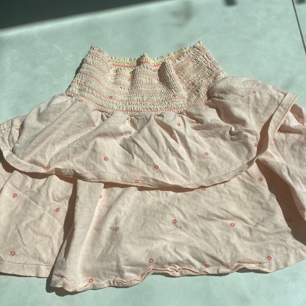 Two layer cotton skirt. Super soft and easy to clean. Really cute for a day out